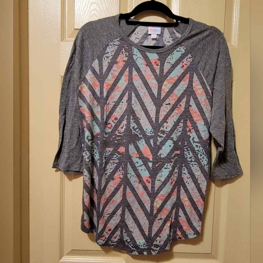 🌻  Lularoe Randy Shirt Gray, Coral & Turquoise  Size Large Excellent Condition
